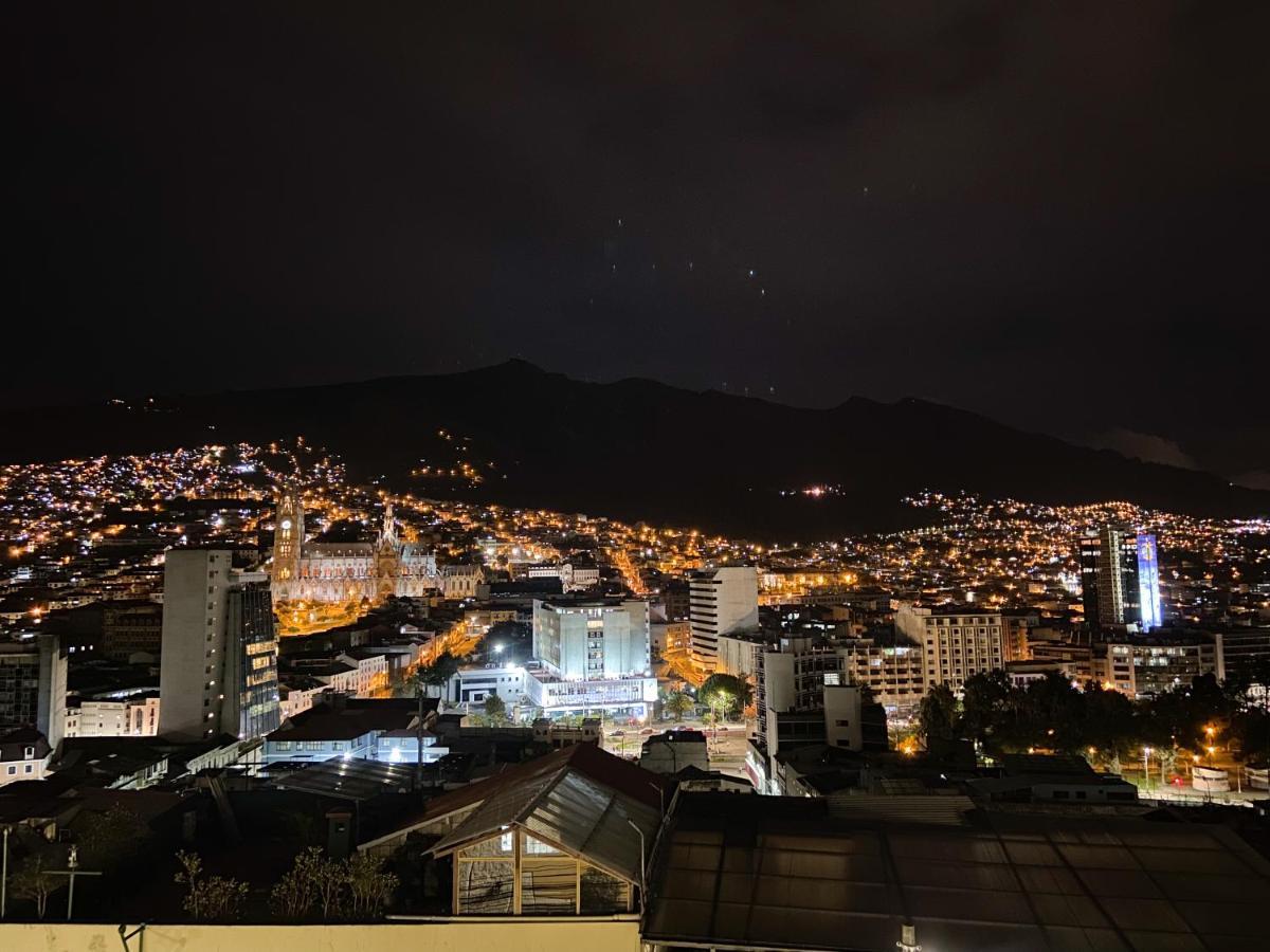 Hostal La Terraza Quito Exterior photo